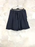 Plus Size Flexibla och Flytande Shorts T38 till T48