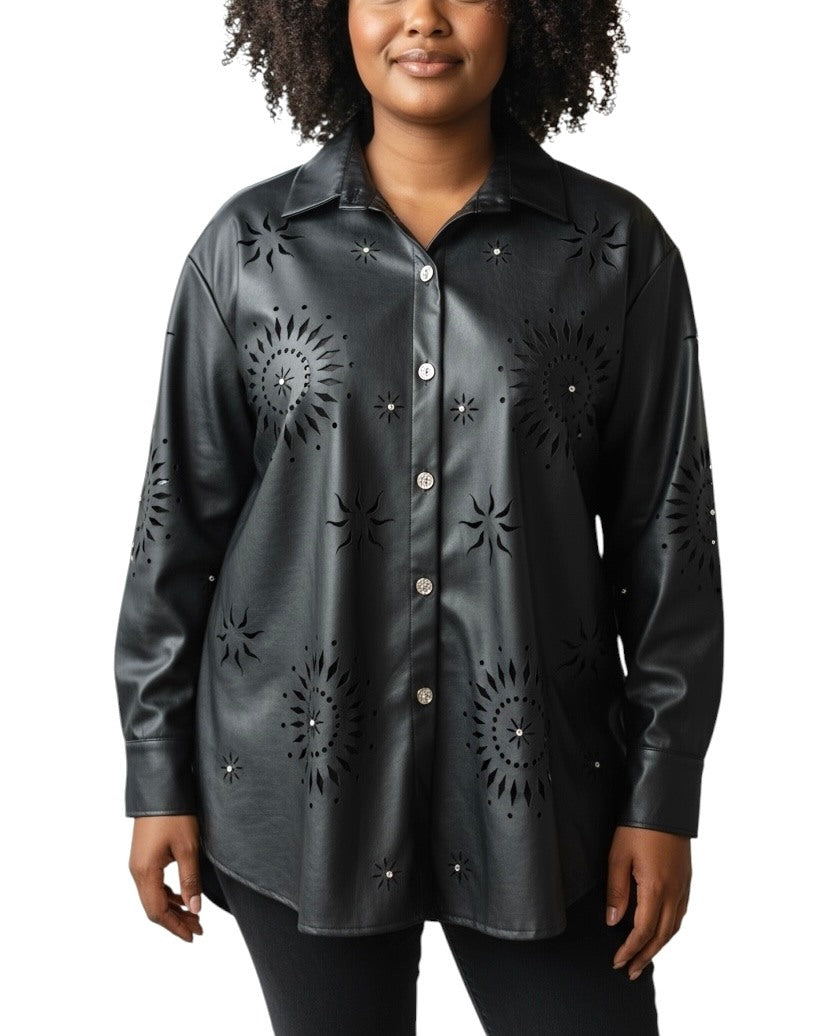 Faux leather overshirt with laser cutouts i Stor Storlek