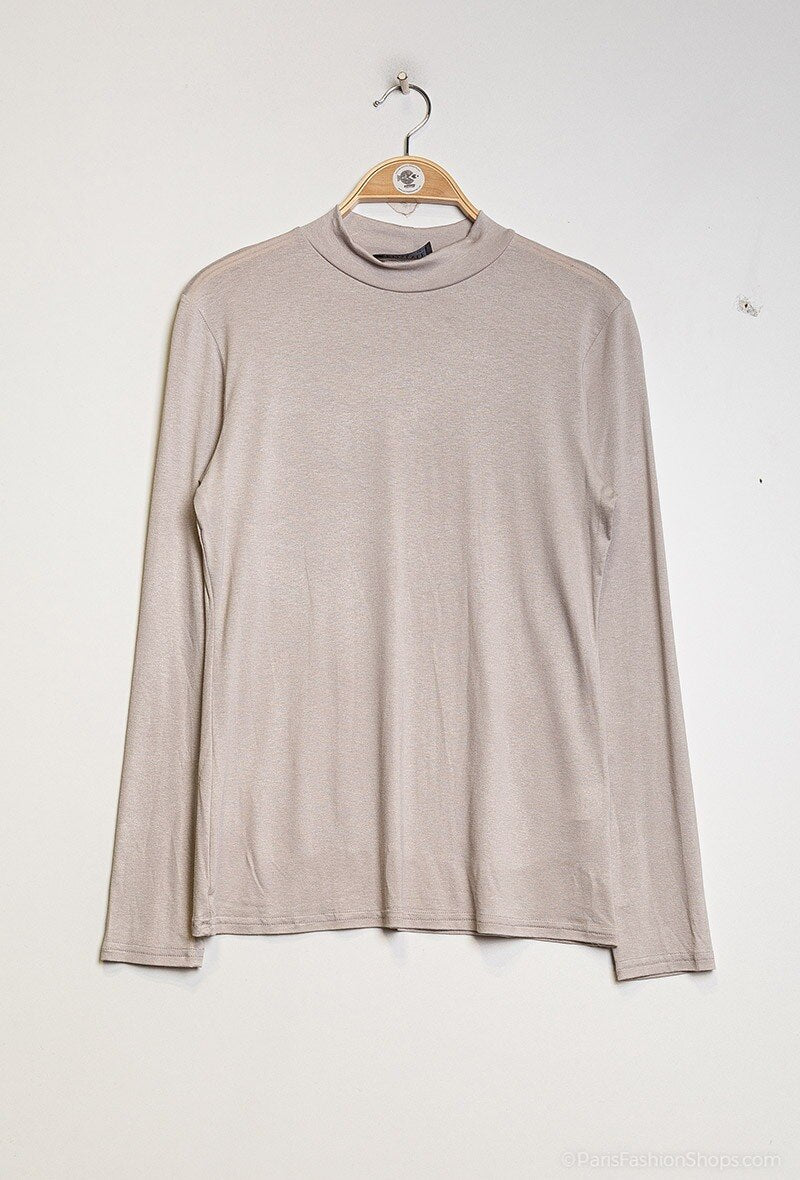 Plus Size T-shirt with funnel neck
