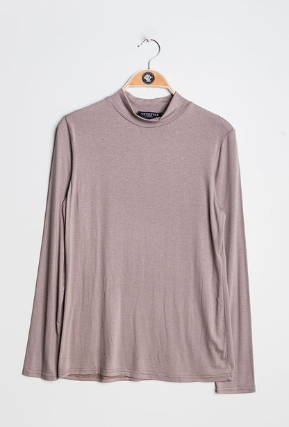 Plus Size T-shirt with funnel neck