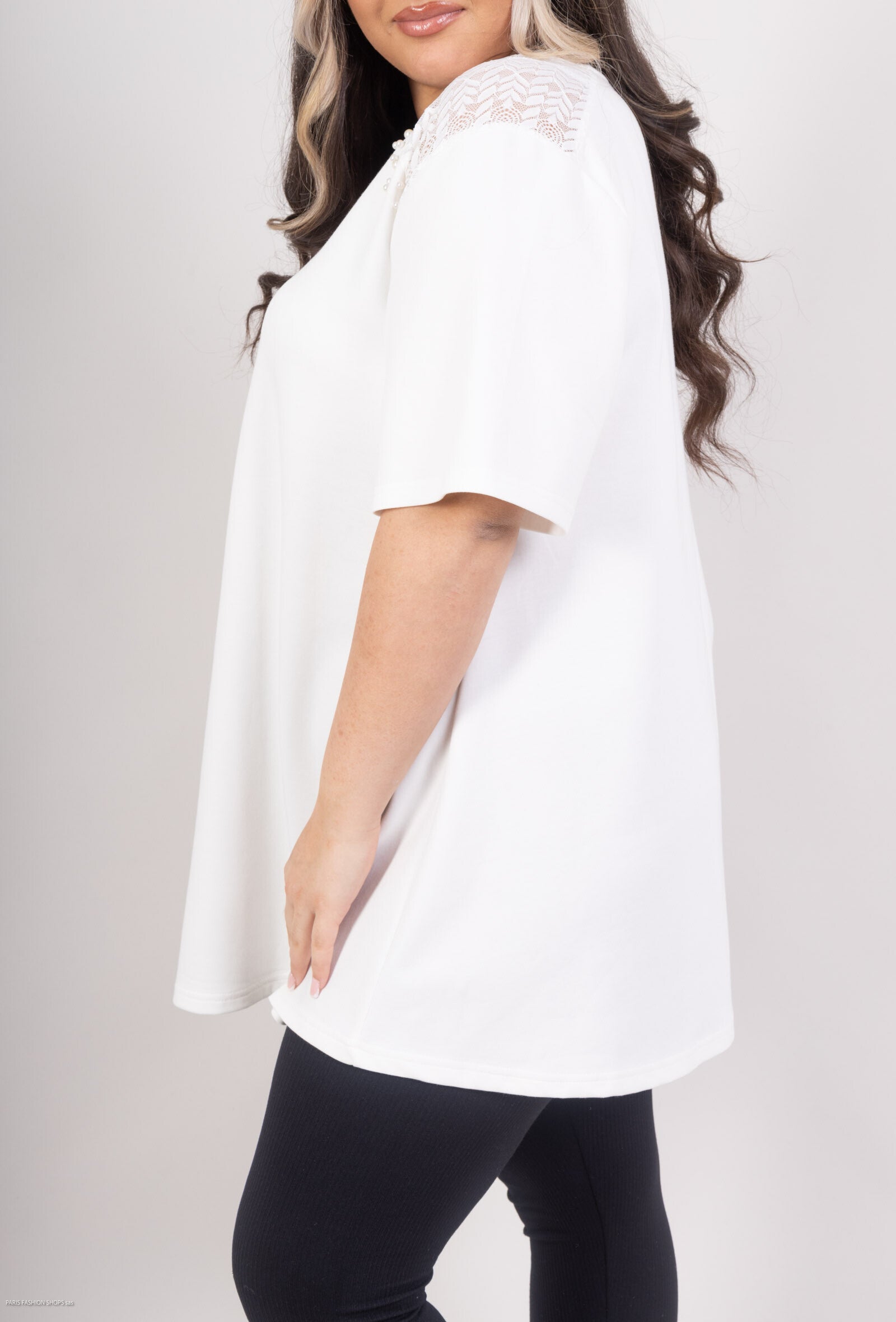 Plus Size Öppen Spets T-shirt med Pärlor