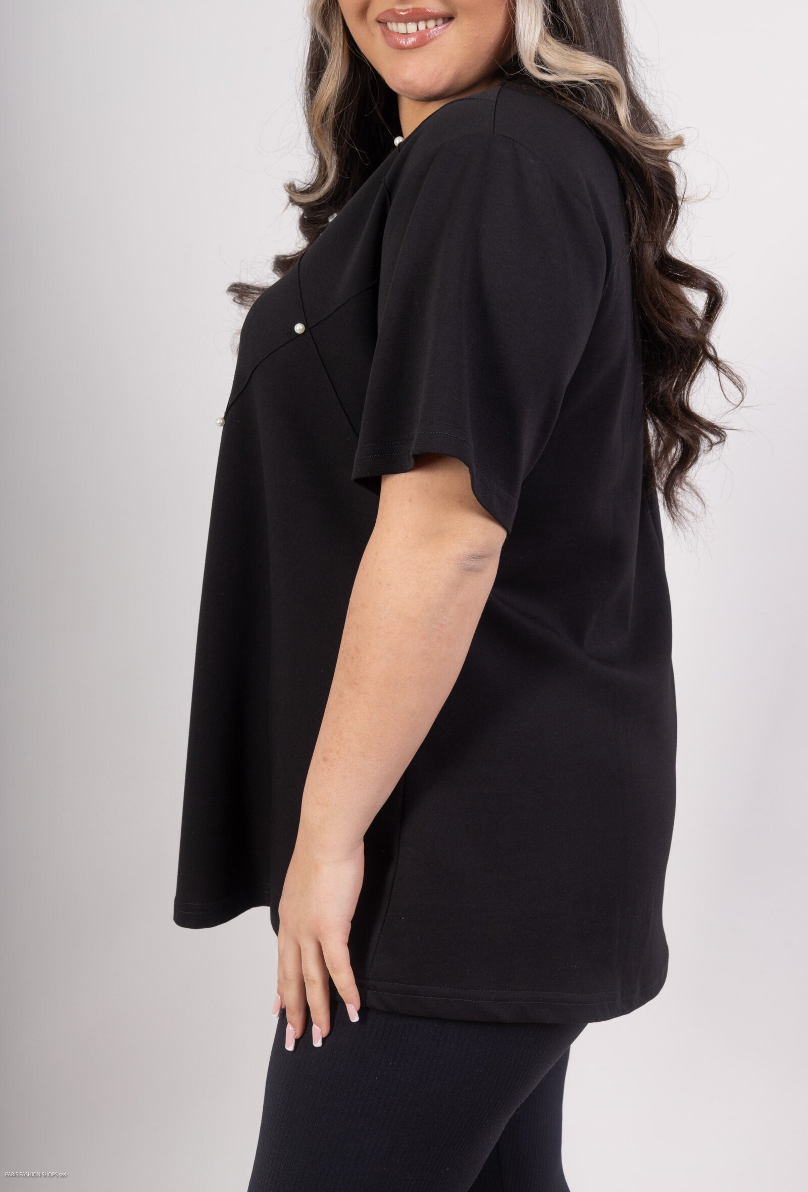 Plus Size T-shirt med pärlor för vår och sommar