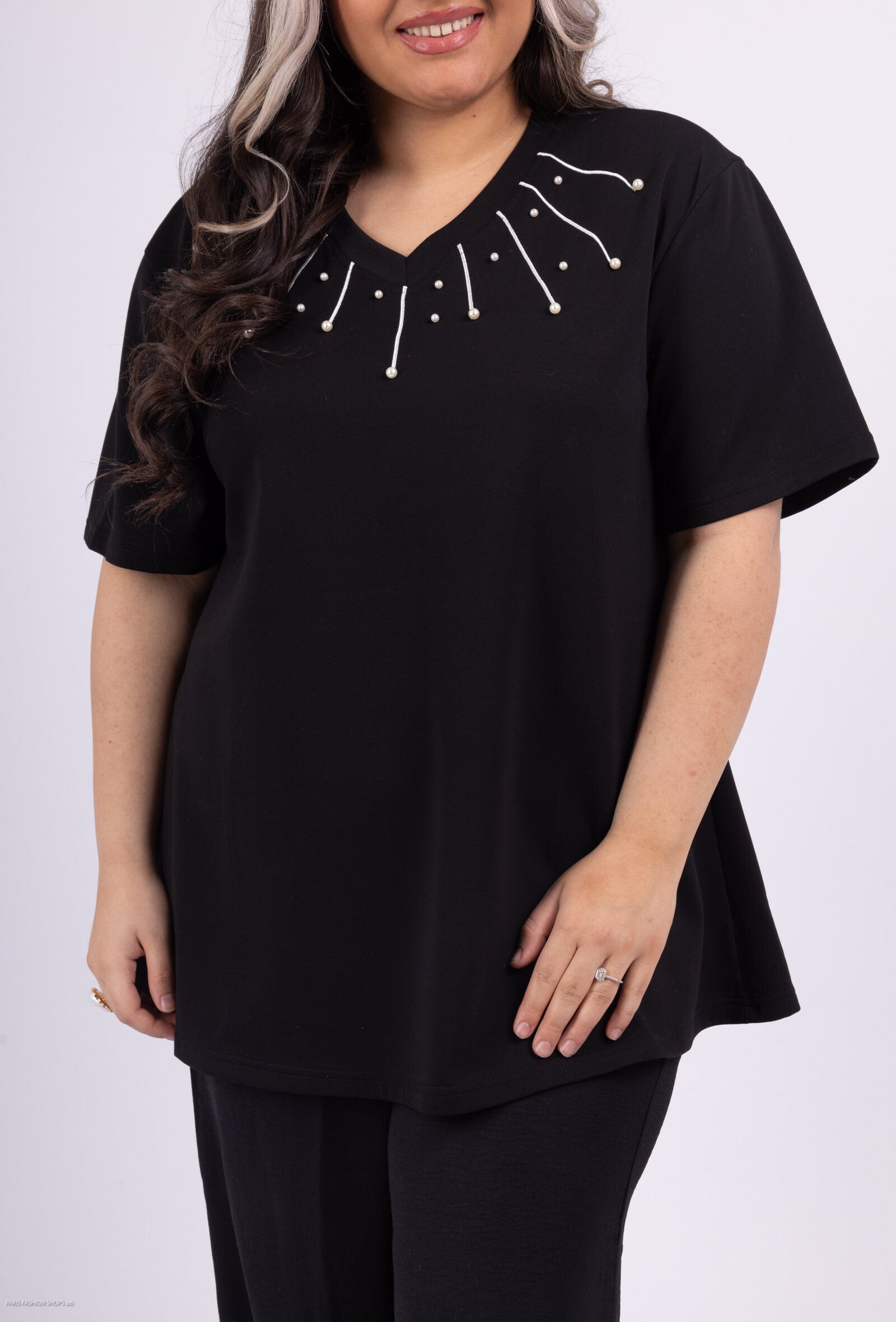 Plus Size Pearl V-neck T-shirt