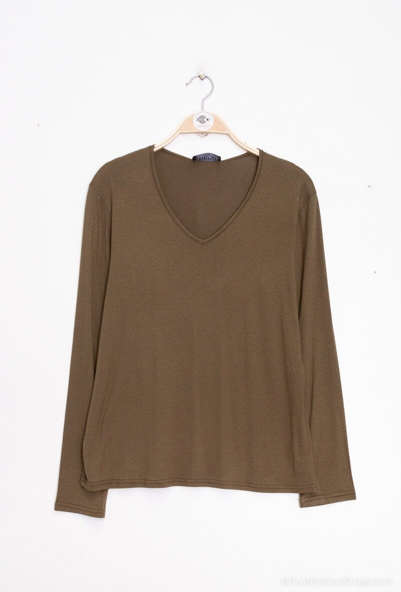 Plus Size V-neck t-shirt