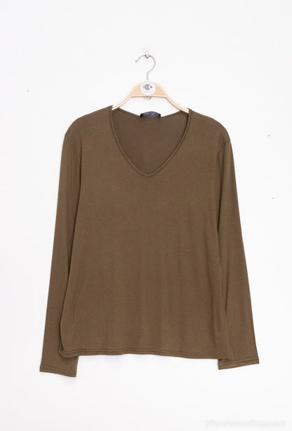 Plus Size V-neck t-shirt