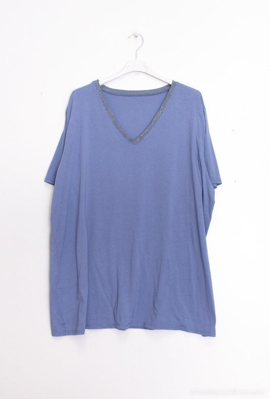 Plus Size V-neck cotton t-shirt