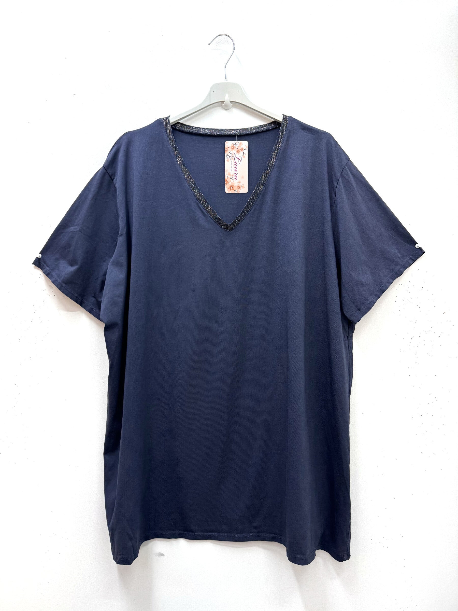Plus Size V-neck cotton t-shirt