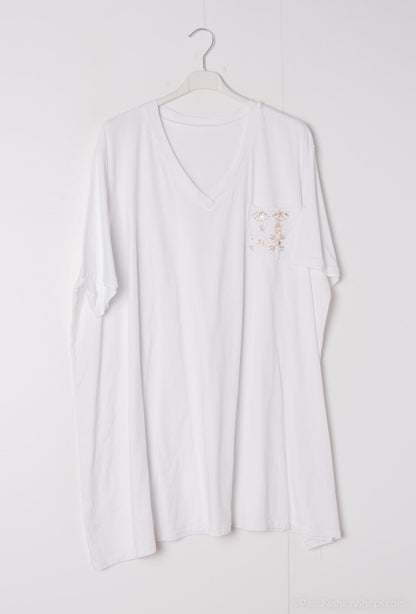 Plus Size V-neck large cotton teeshirt with embroidered chest pocket