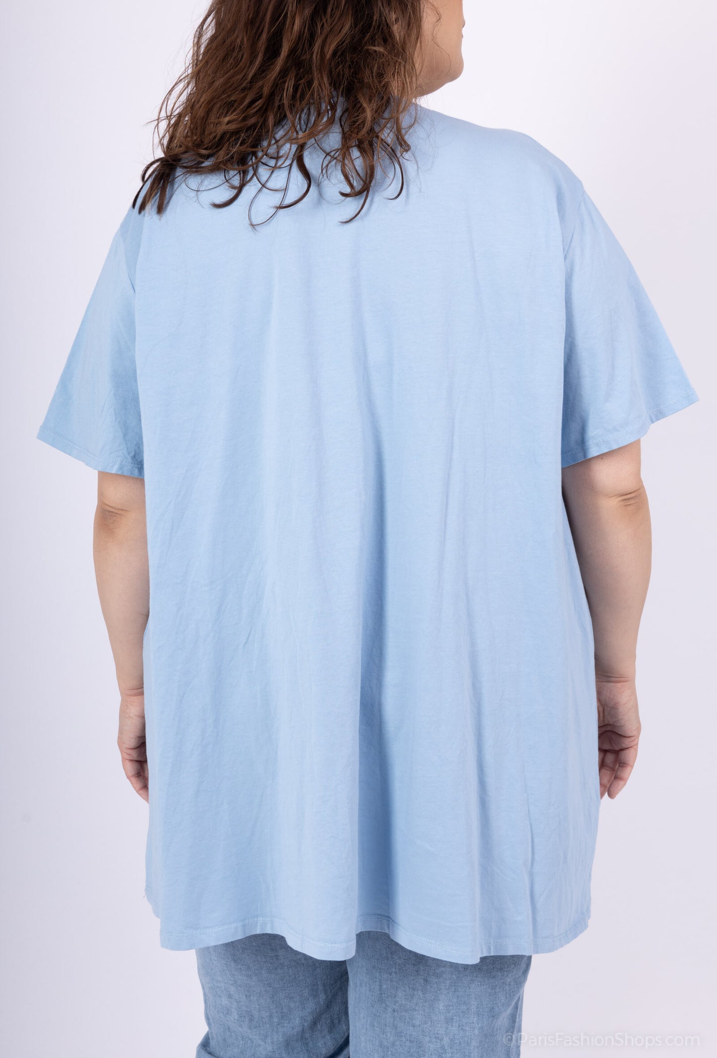 Plus Size V-ringad stor bomull t-shirt med broderad bröstficka