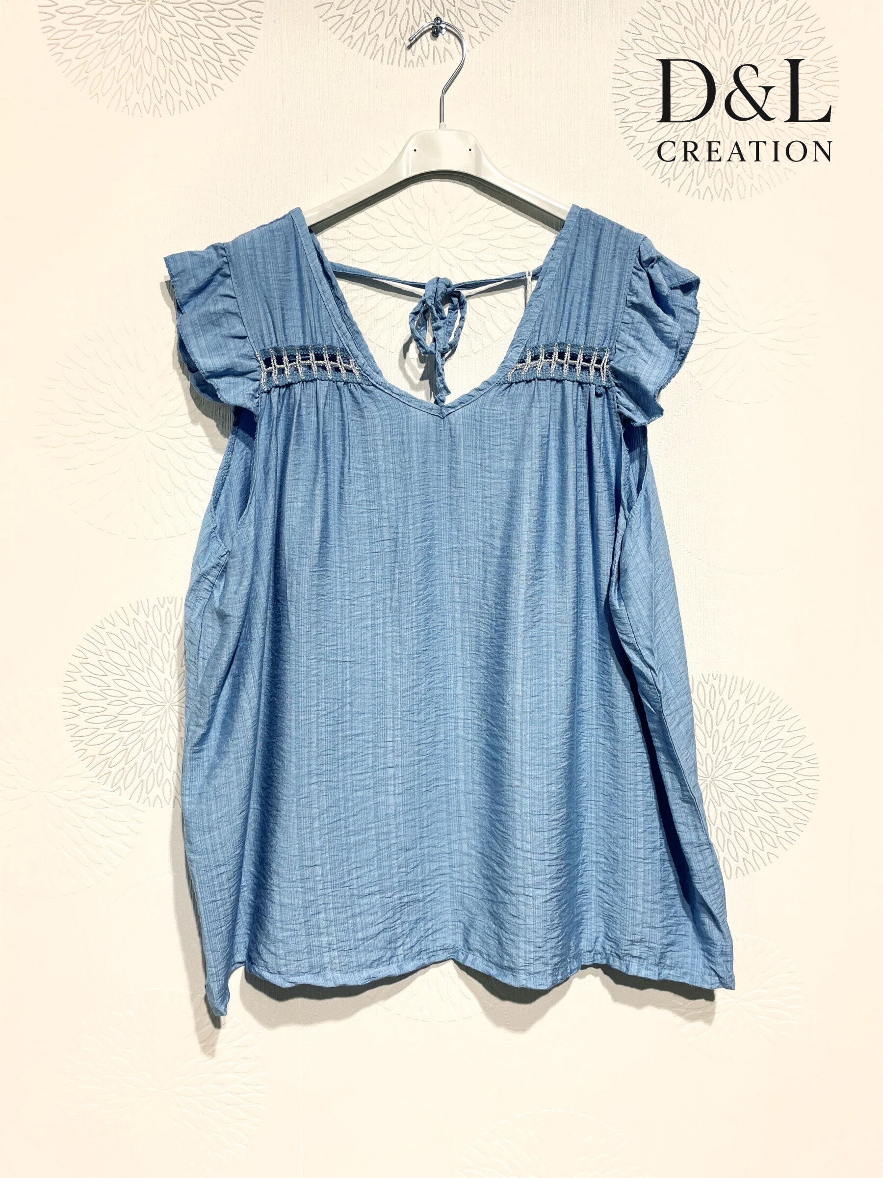 Plus Size Top med Mini Ärmar och Knytning i Rygg