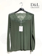 Ultra-stretch ribbed basic top with lace