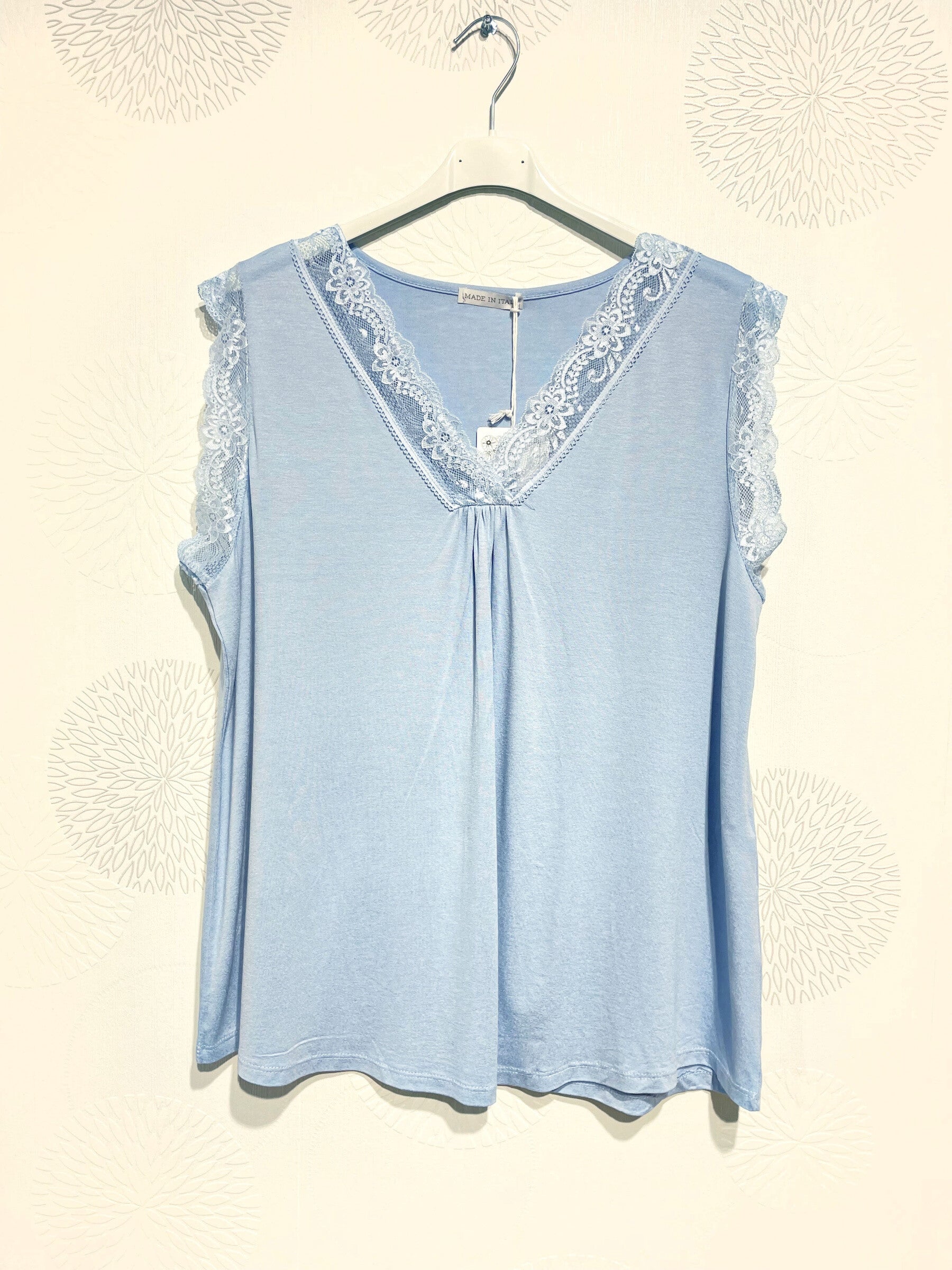 Plus Size Ultra stretch basic top with lace v t38 v t52