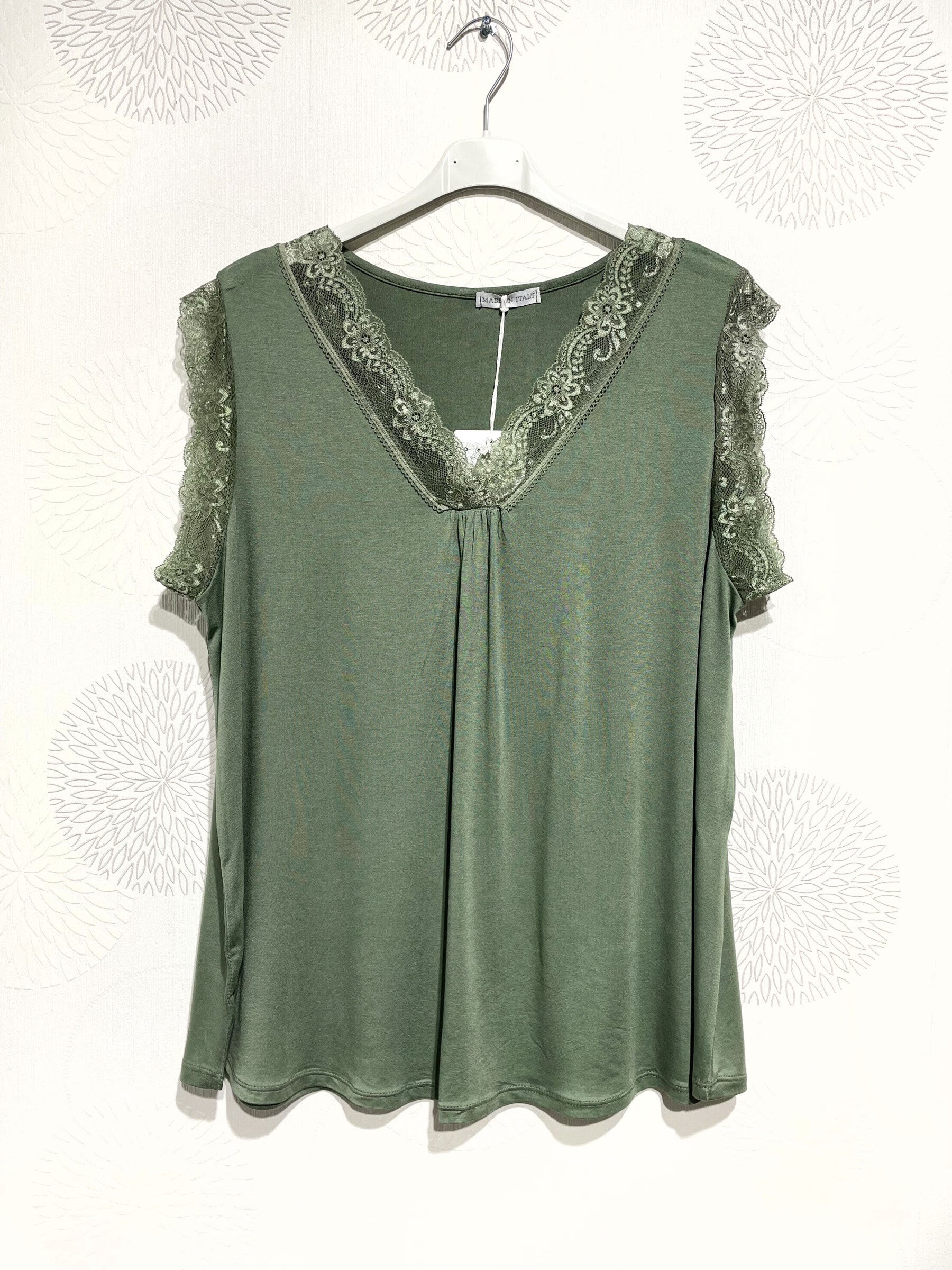 Plus Size Ultra stretch basic top with lace v t38 v t52