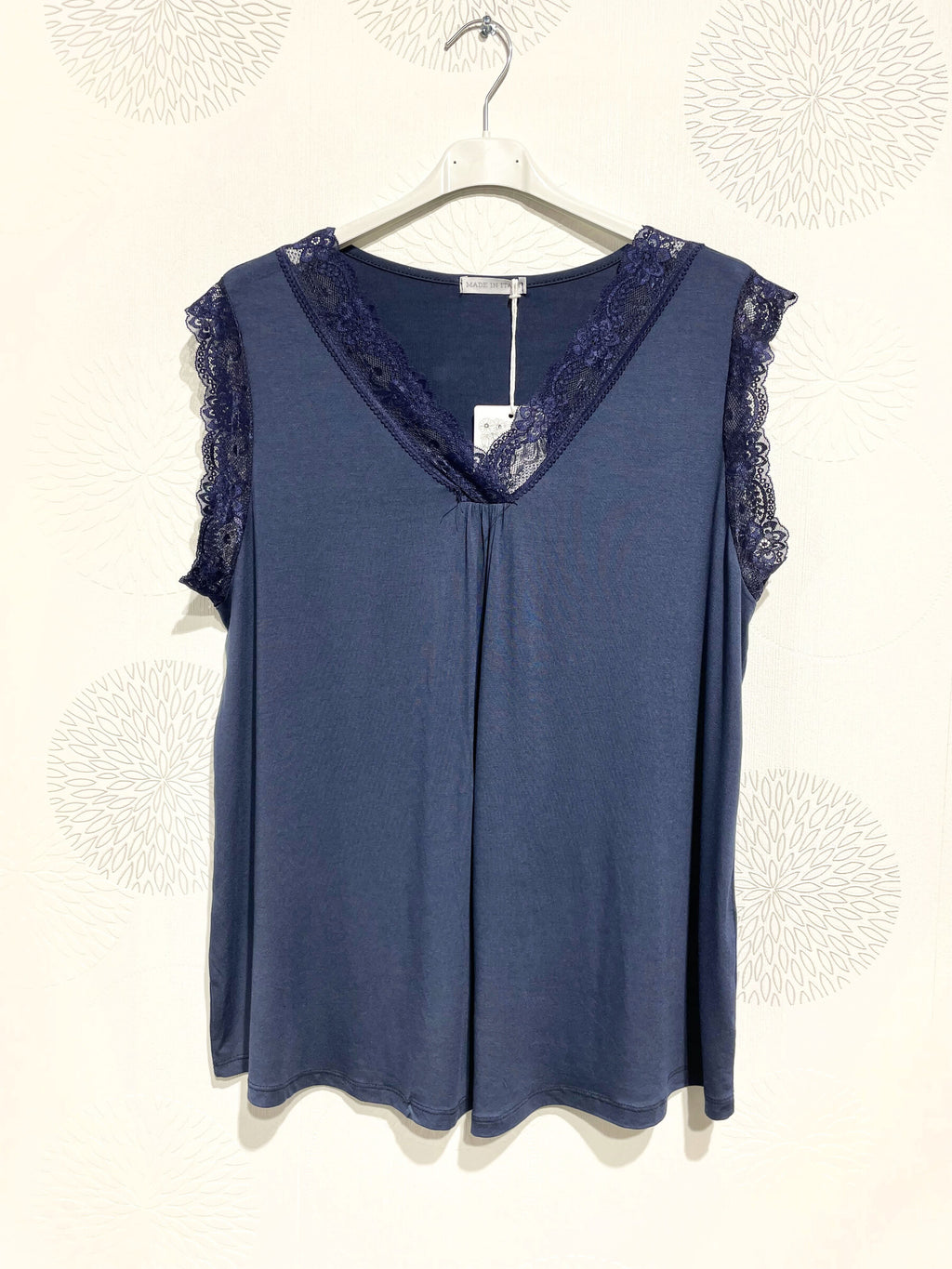 Plus Size Ultra stretch basic top with lace v t38 v t52