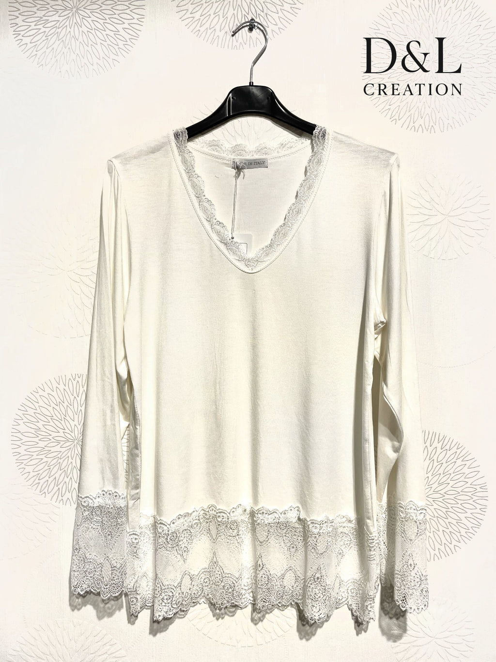 Ultra-stretch basic viscose top with lace