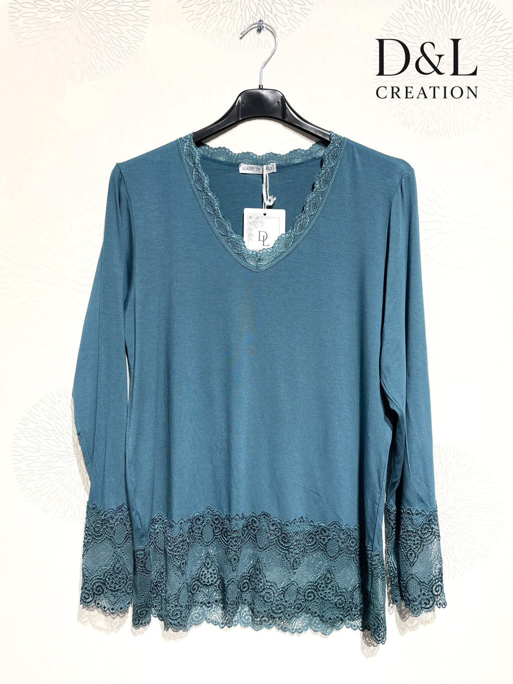 Ultra-stretch basic viscose top with lace