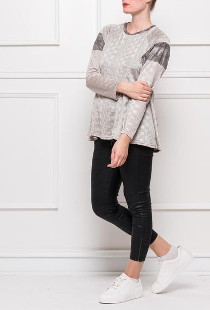 Plus Size Bi-material Top med Flared Passform