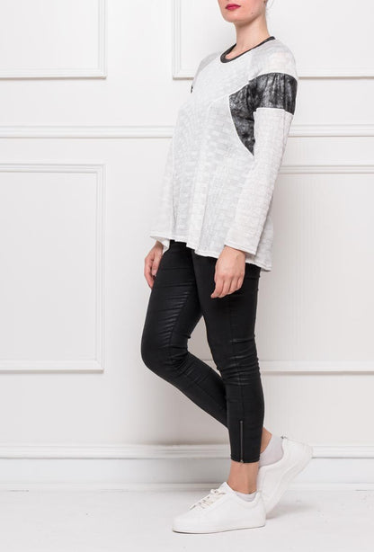 Plus Size Bi-material Top med Flared Passform