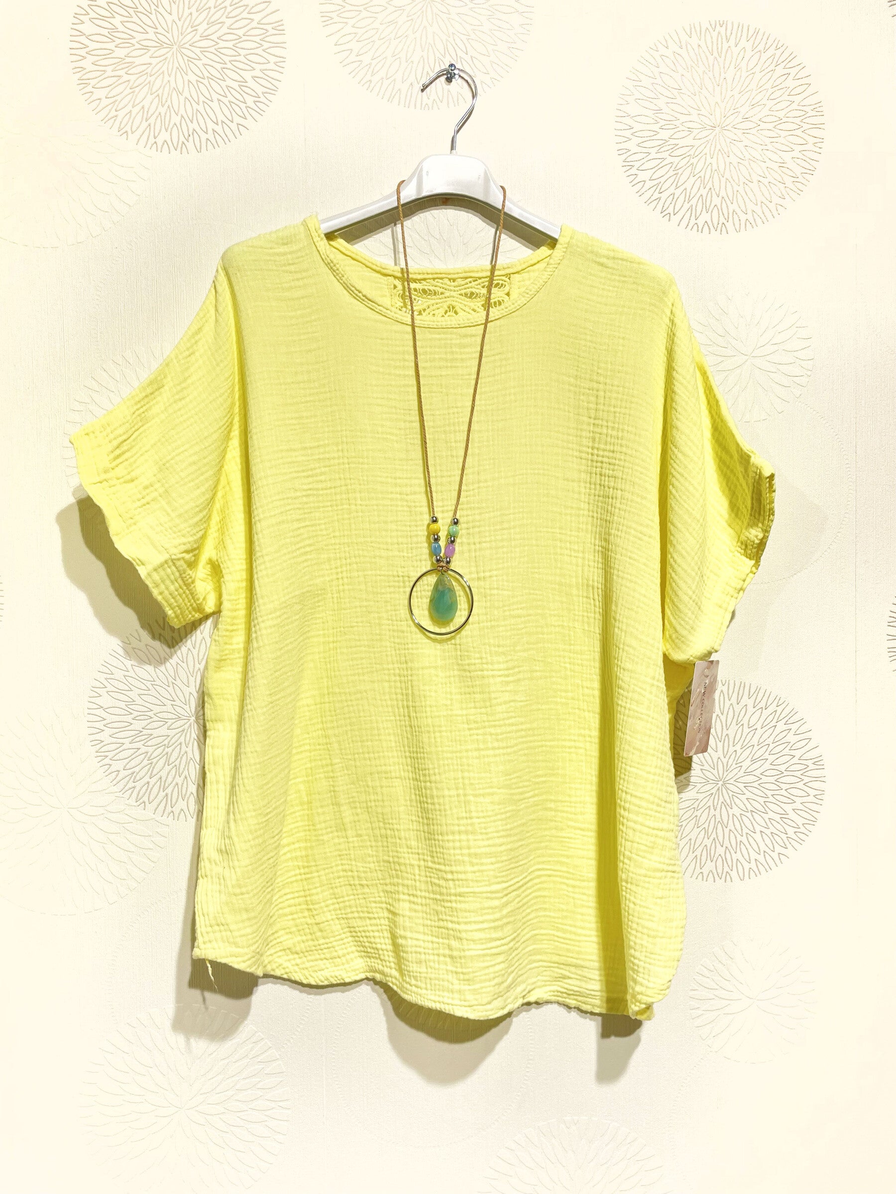 Plus Size Top double cotton gauze with lace in the back T38 to T52