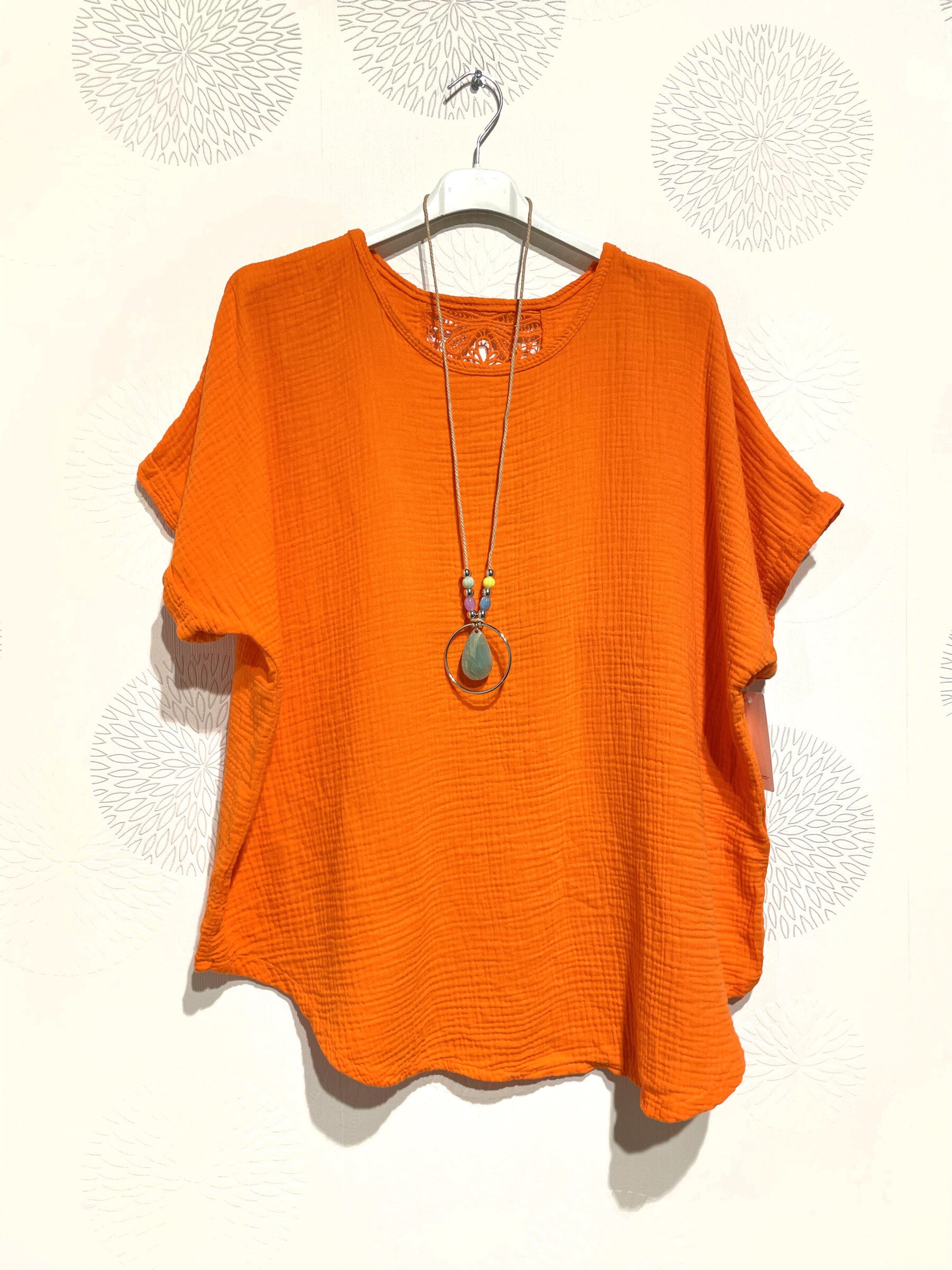 Plus Size Top double cotton gauze with lace in the back T38 to T52