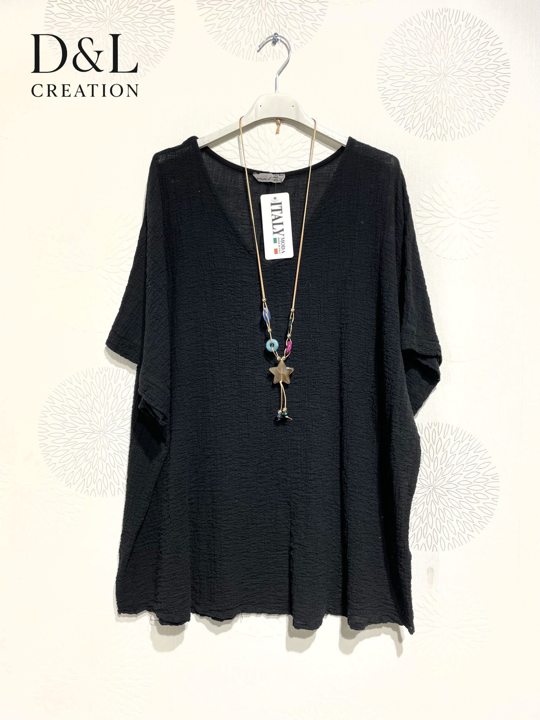 Plus Size Top in V -neck in ultra stretch embossed cotton with t40 collar in T54