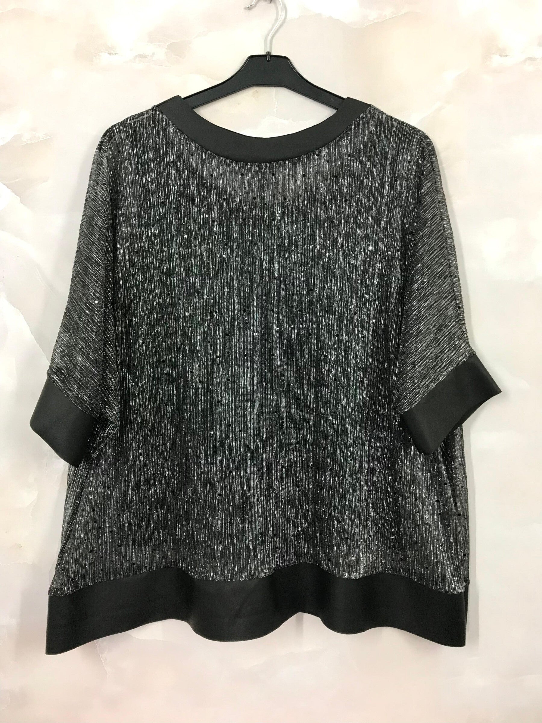 Plus Size Paljett Tylltop med Tanktop och Läderdetaljer