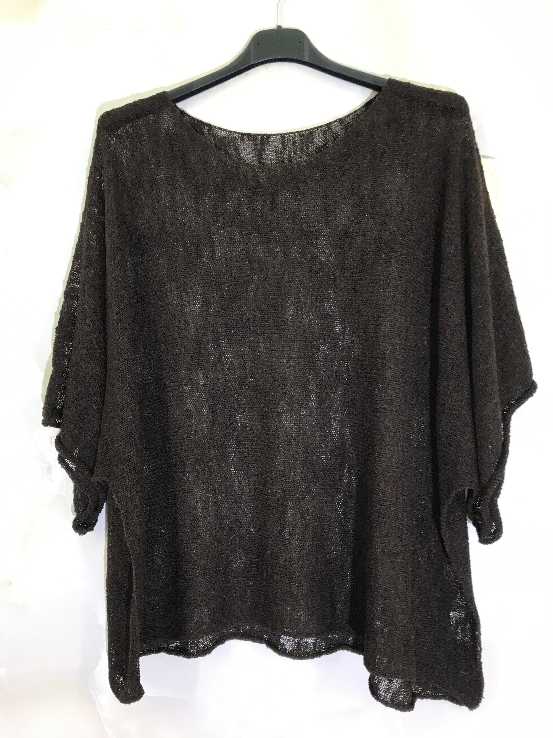 Plus size short acrylic top i Stor Storlek