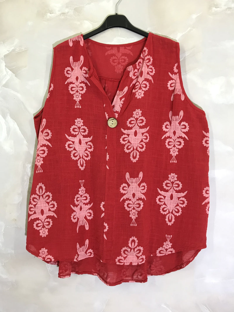 Plus Size Baroque print top with one button