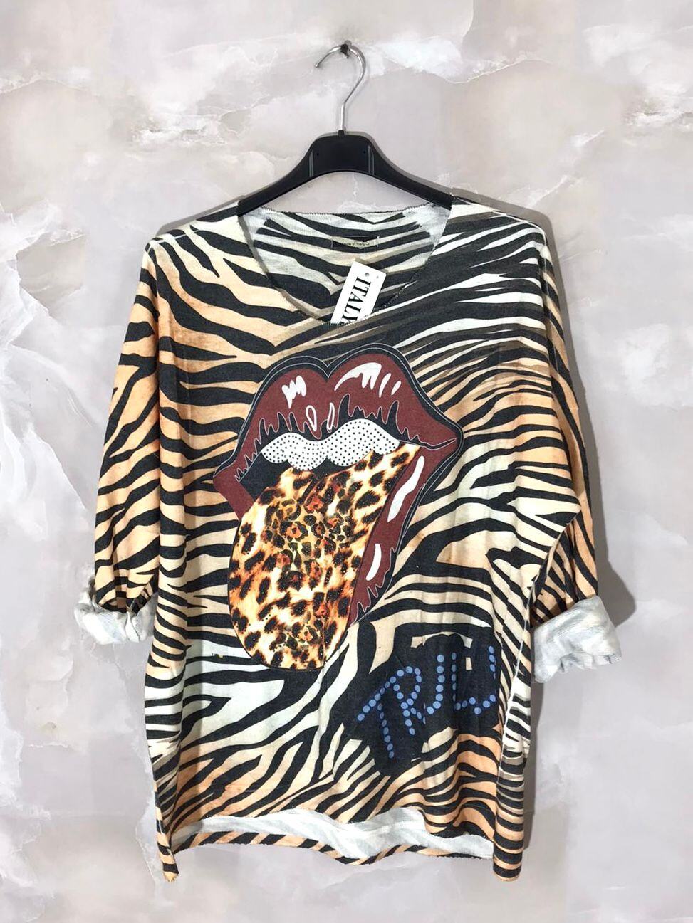 Printed fine knit top sizes T38 to T52 i Stor Storlek