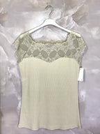 Plus Size Short-sleeved boat-neck lace top