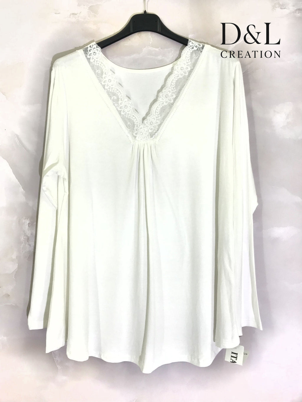 Long sleeve V-neck top with lace