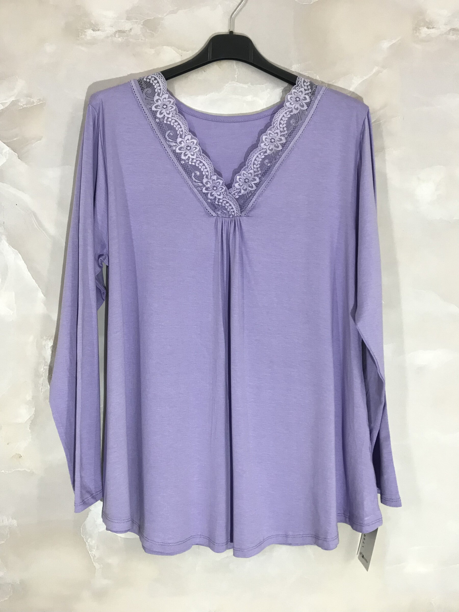 Plus Size Top long -collar sleeves V with lace