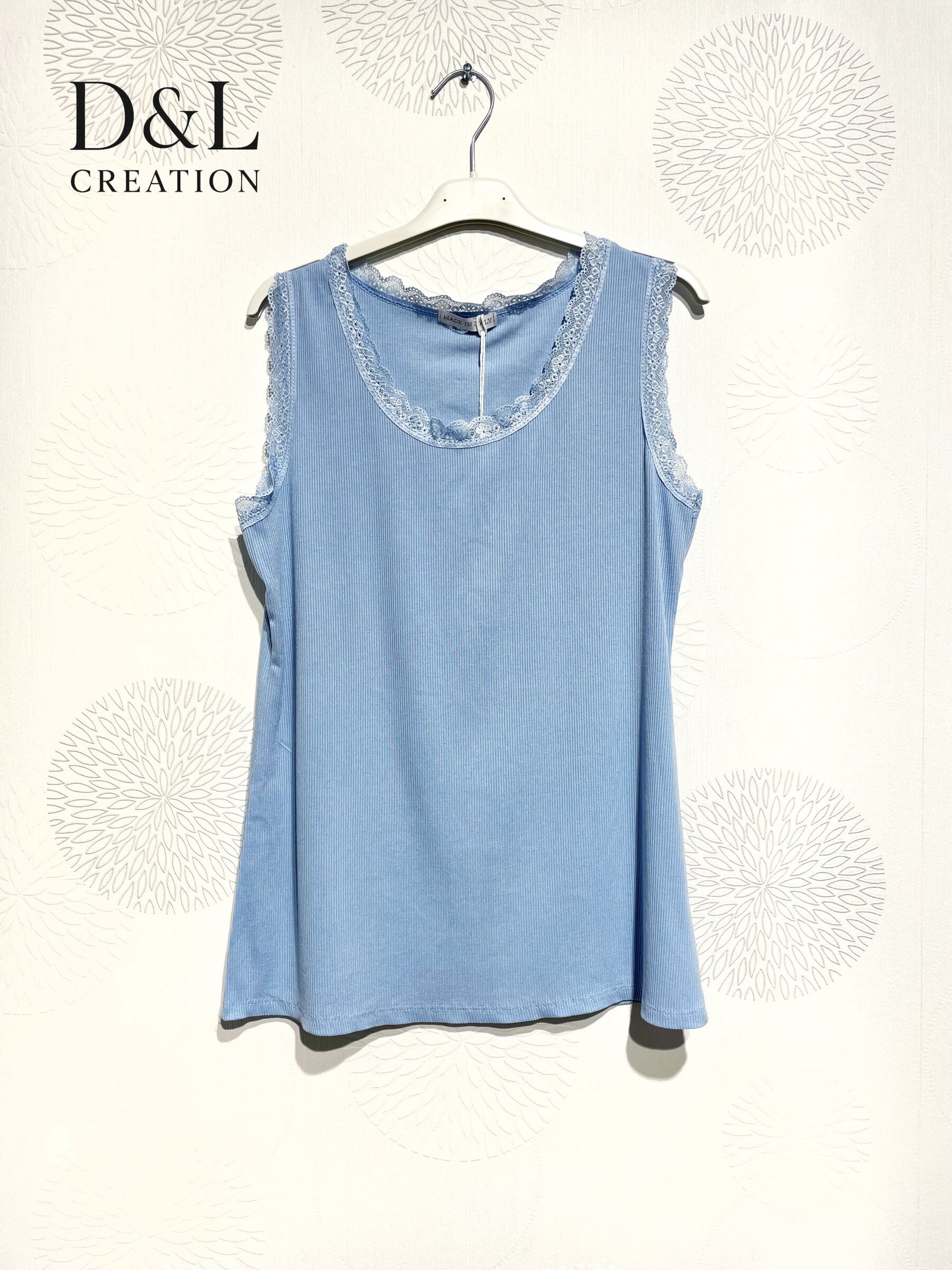 Plus Size Côte -free -free top with T38 lace at T48