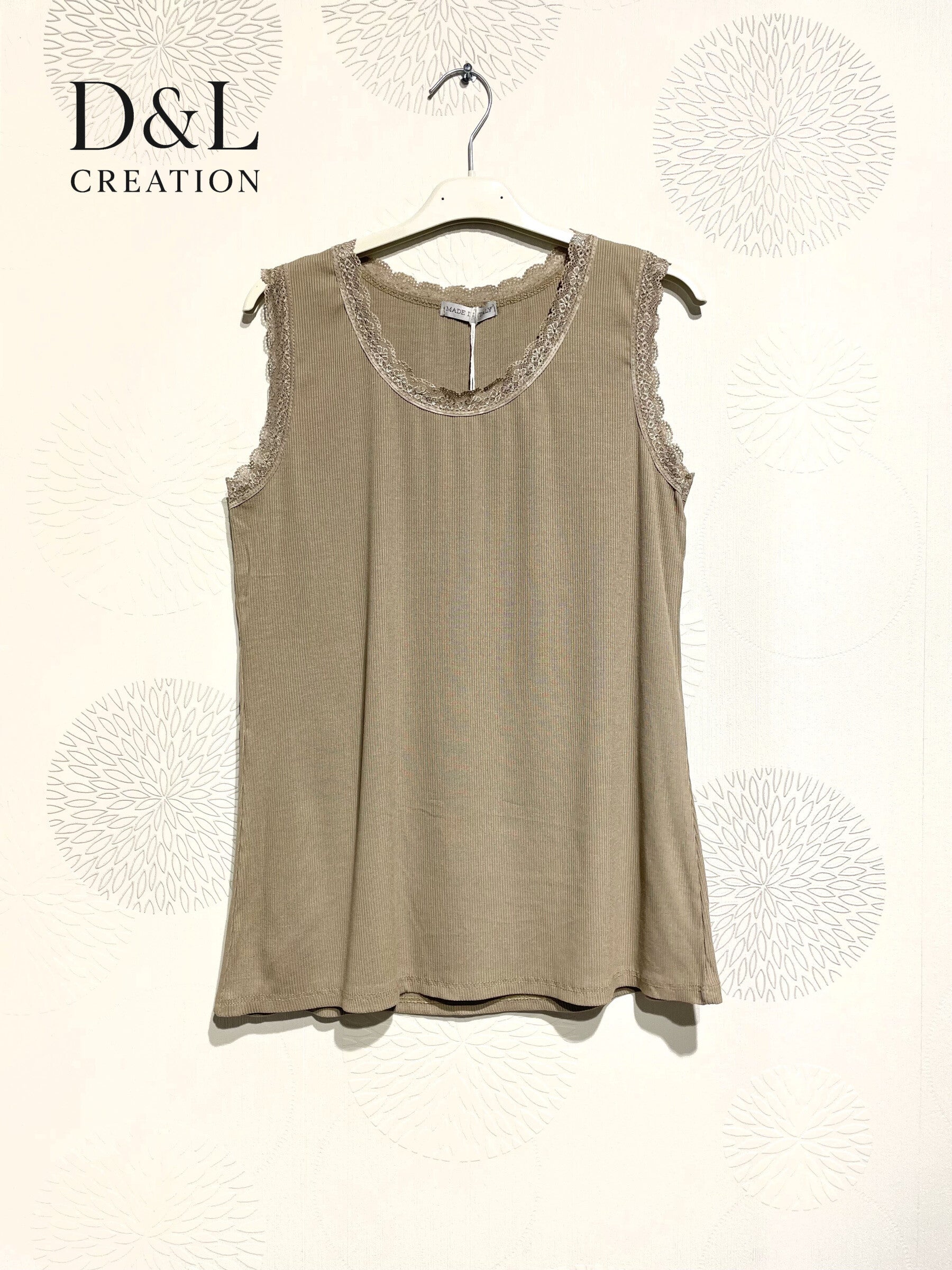 Plus Size Côte -free -free top with T38 lace at T48