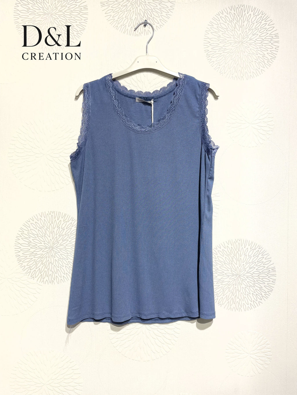 Plus Size Côte -free -free top with T38 lace at T48