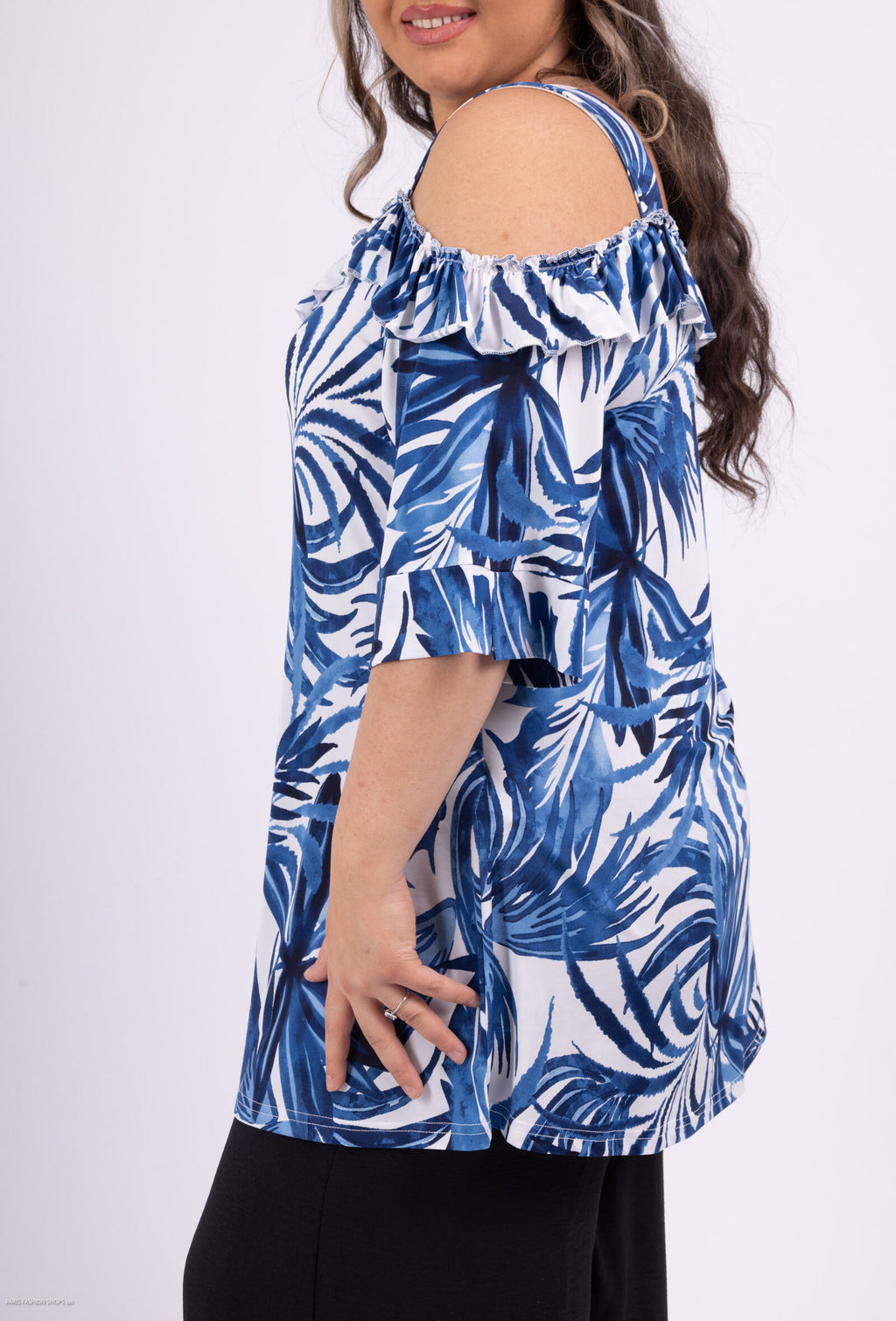 Tops med axeltryck utan ärmar med volang i Stor Storlek