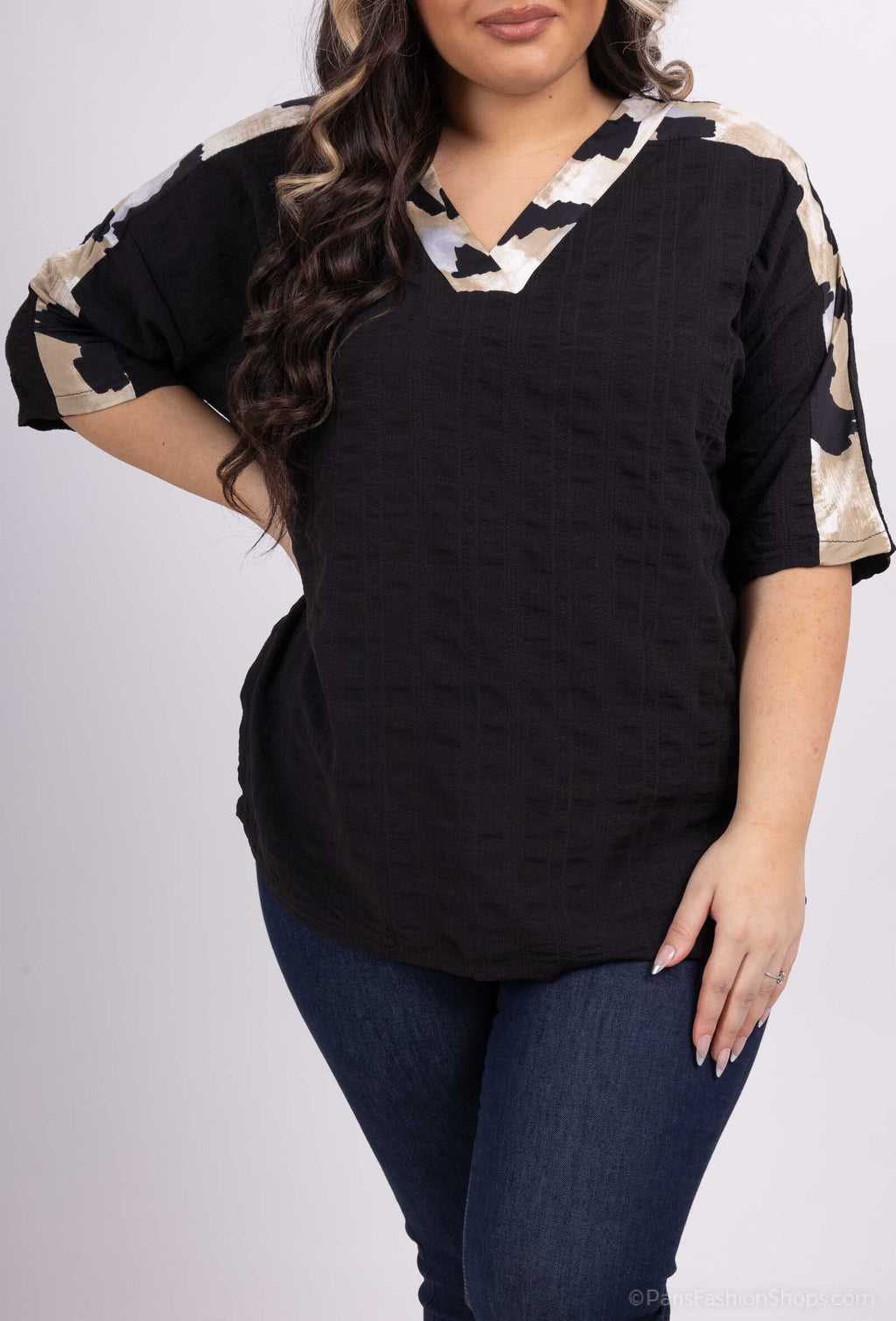 Plus Size Kortärmad Topp i Bubbeltyg med Färgblock