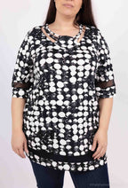 Plus Size Tunika med korsad krage och tyll