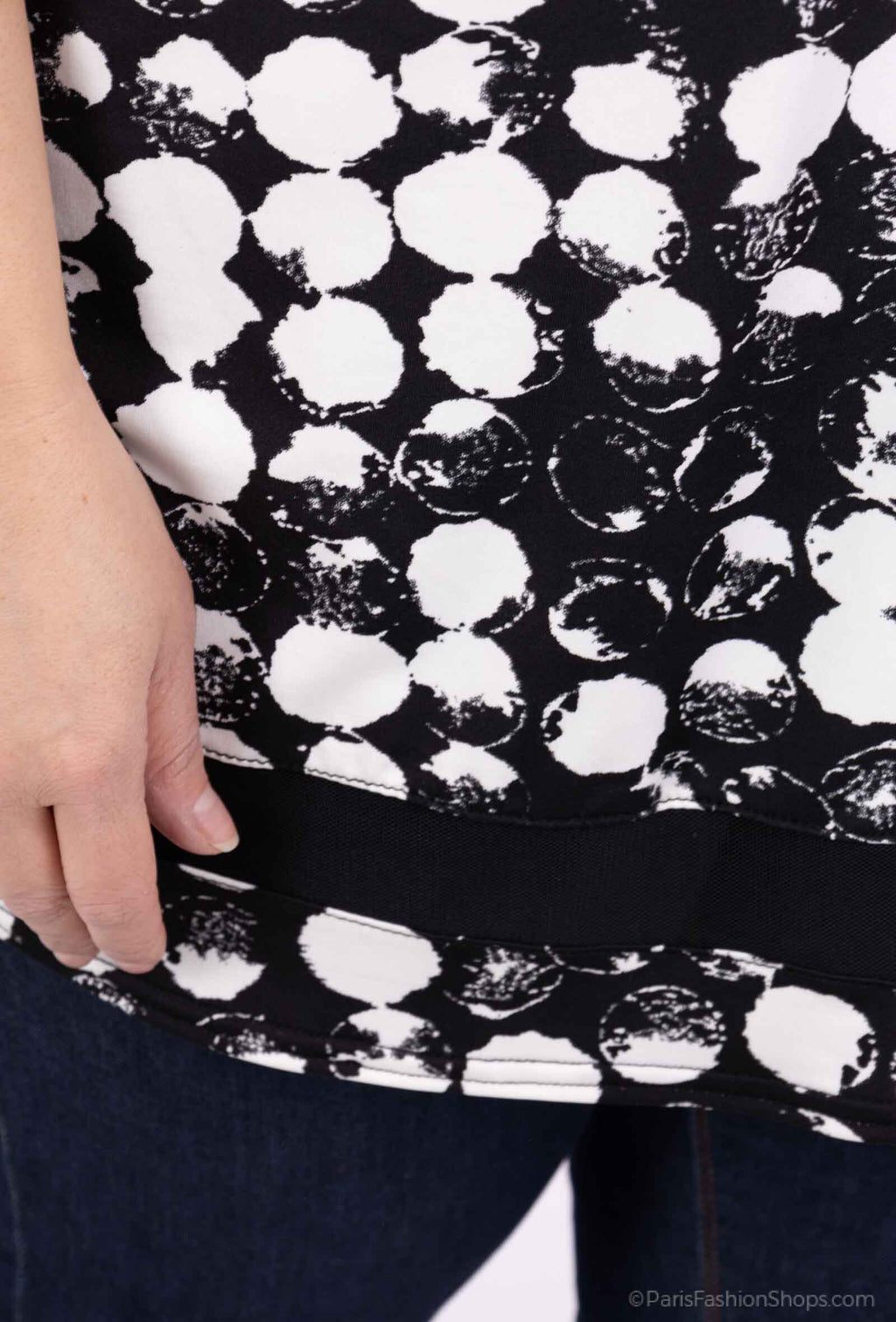 Plus Size Tunika med korsad krage och tyll