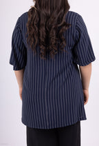 V-hals tunika med randig flytande knut i stor storlek