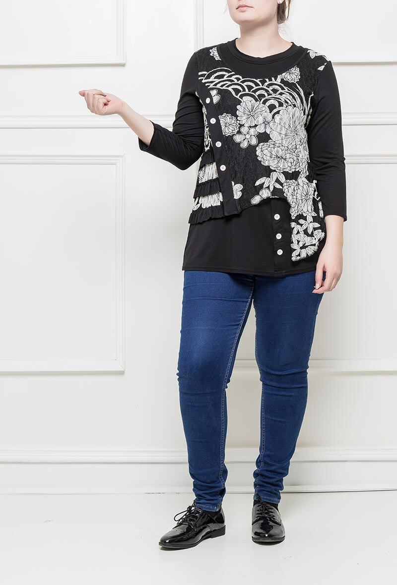Plus Size Floral Tunic