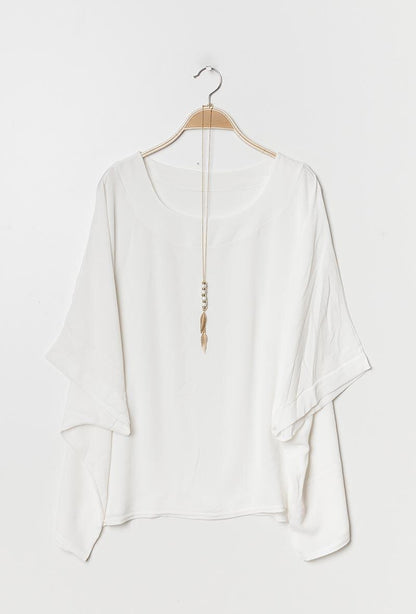 Plus Size Fluid tunic with necklace