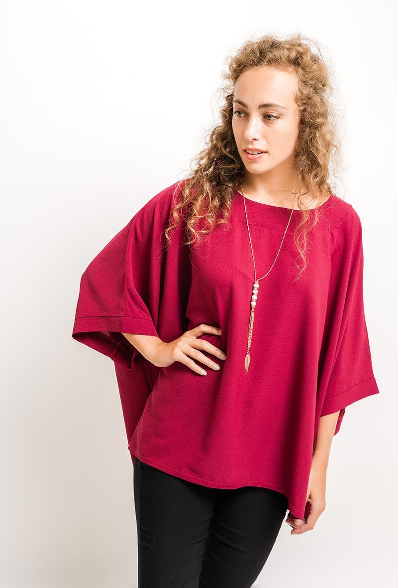 Plus Size Fluid Tunic with Necklace