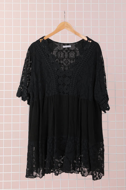 Plus Size Lace tunic