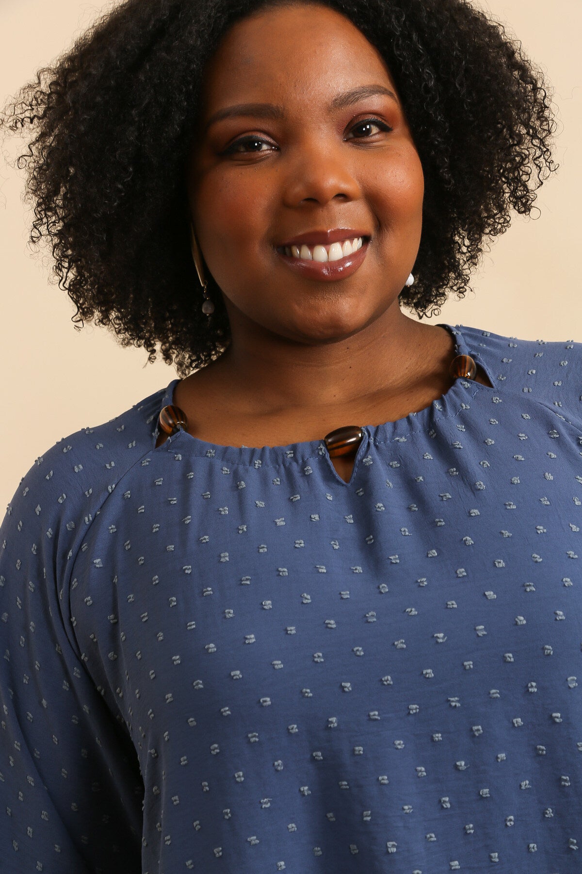 Oasted krage vid tunika i stor storlek