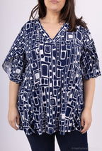 Plus Size Tryck Tunika med Öppen Arbetsdesign i Fjärilsärmar
