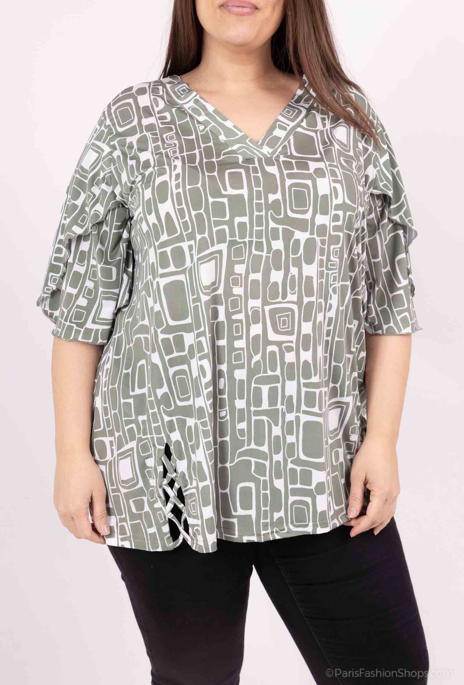 Plus Size Print tunic with openwork in butterfly sleeves
