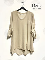 Plus size tunic with floral embroidery T38 to T54 i Stor Storlek