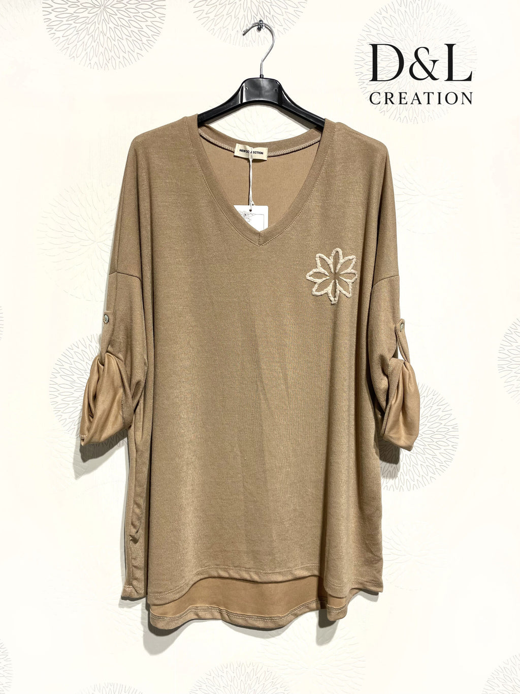 Plus size tunic med blommig broderi T38 till T54 i Stor Storlek