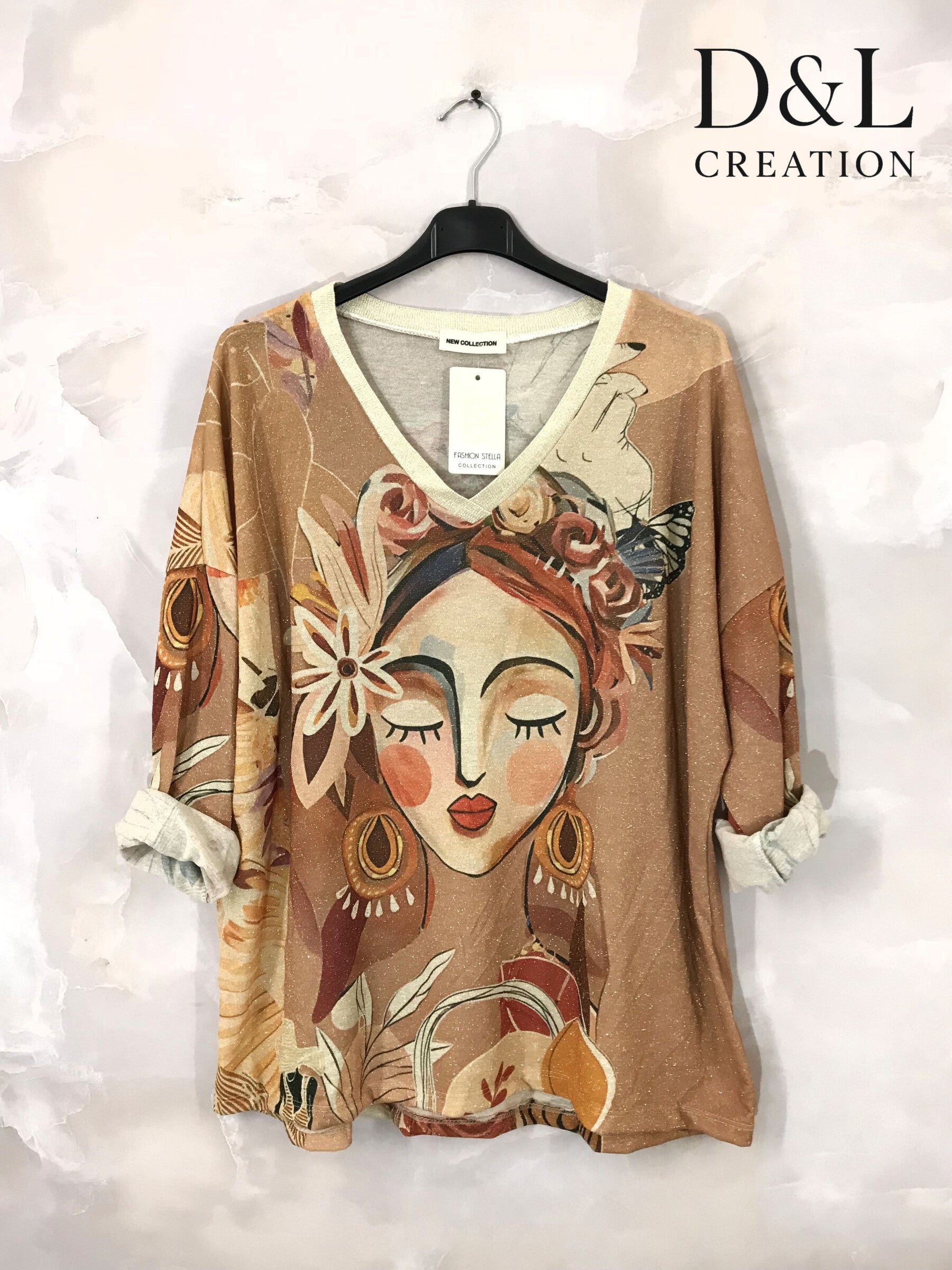 Plus Size Printed tunic with V-neck size 38 to 50